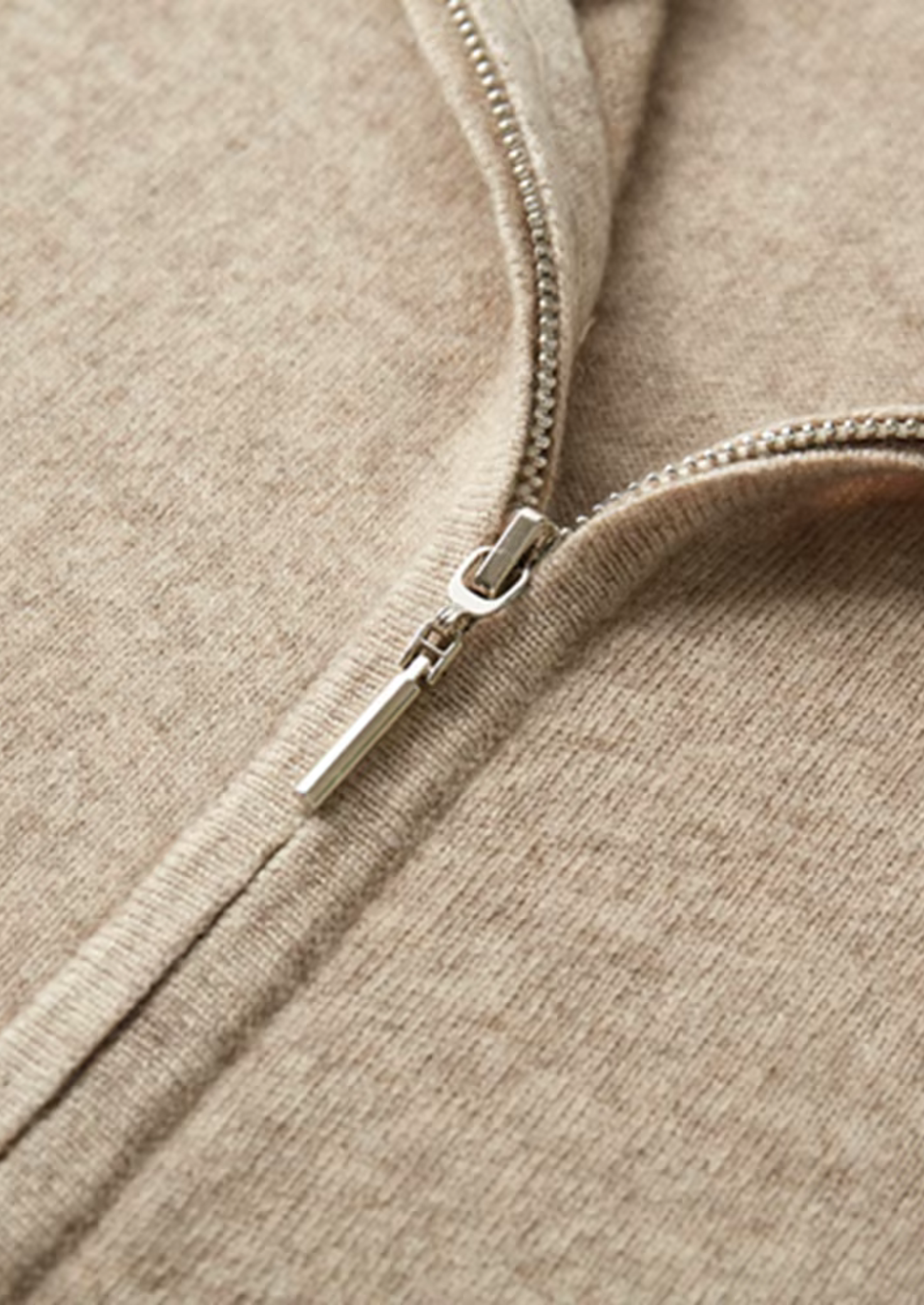 ENSEMBLE DE LOISIRS EN CASHMERE DE LUXE