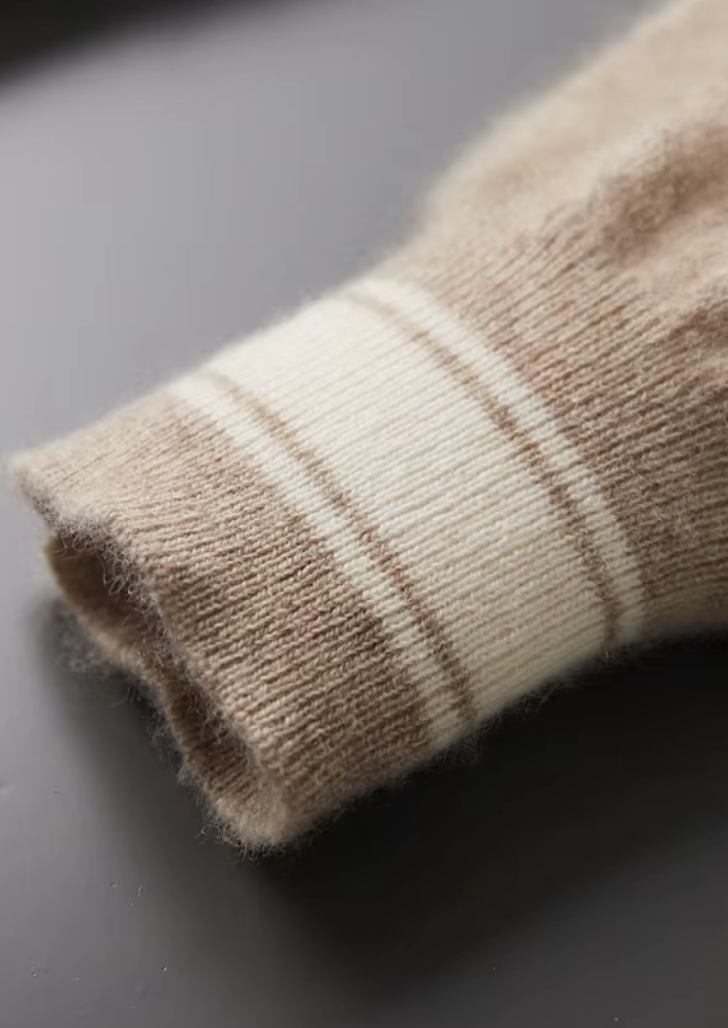 ENSEMBLE DE LOISIRS EN CACHEMIRE DE PREMIÈRE QUALITÉ