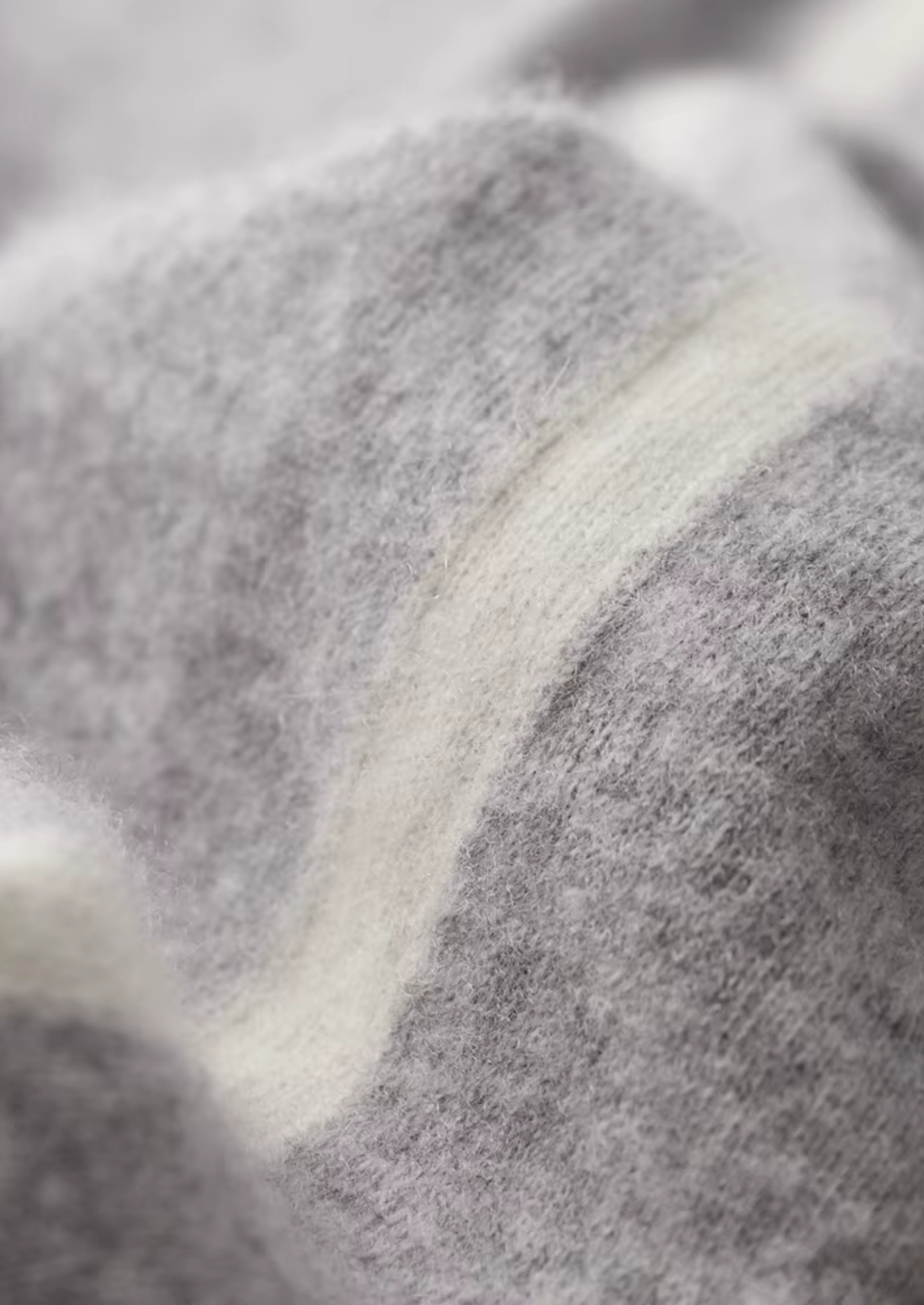 ENSEMBLE DE LOISIRS EN CACHEMIRE DE PREMIÈRE QUALITÉ